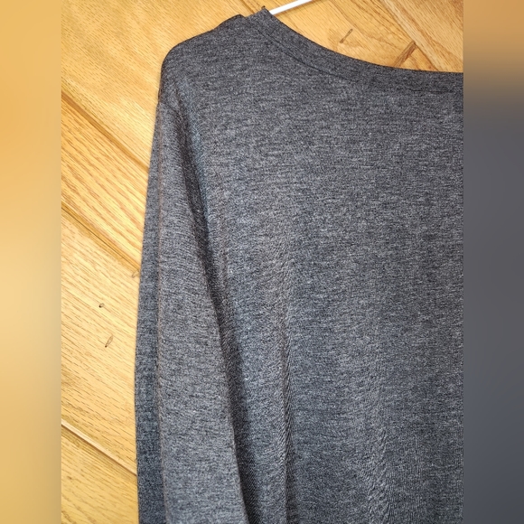 Jamby Styles solid dark gray large quarter length sleeve casual blouse - Picture 11 of 11